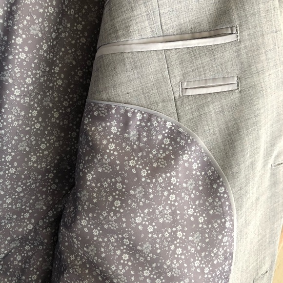 Light Gray Slim Fit Jacket with Slim Fit Pants - Picture 4 of 8